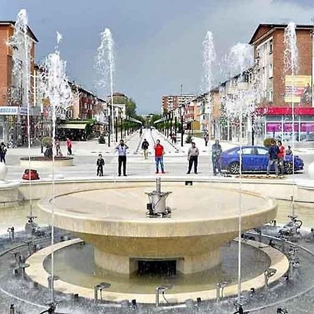 Affordable Apartment Close To The Castle Hunedoara Luaran gambar